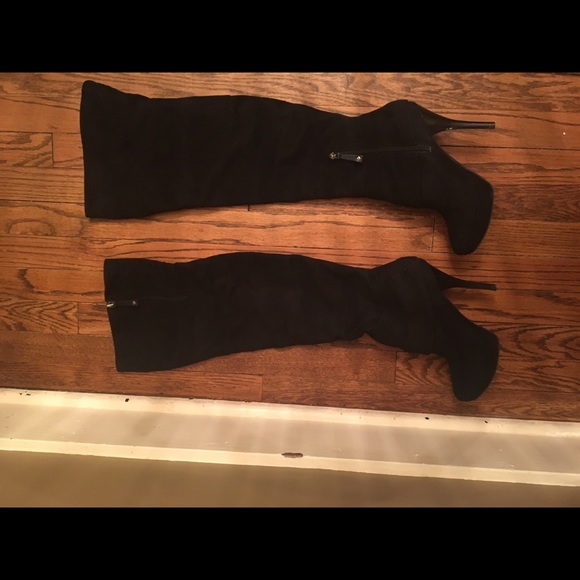 ❌SOLD❌Sexy Over the Knee Boots - Picture 5 of 8